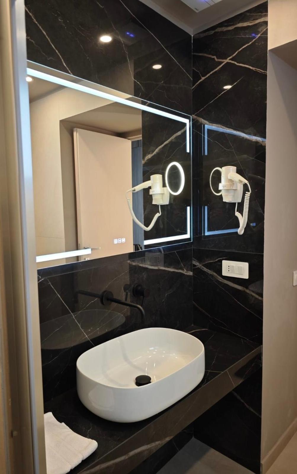 Shanti Rooms & Apartments Castello バーコリ エクステリア 写真